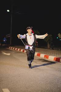 BIB: 204
                            <button type="button" onclick="openModal(3402183)" class="btn btn-primary btn-sm float-right btn-popup" data-toggle="modal" data-target=".modal-high-quality">
                        <i class="fas fa-shopping-cart"></i> Add to Cart
                    </button>
                                            <button type="button" onclick="isThisMe(3402183, true)" class="btn btn-success btn-sm float-right btn-popup btn-isme hidden" data-toggle="tooltip" data-placement="bottom" title="นี่คือรูปของคุณใช่ไหม คลิกที่นี่เพื่อเอาเข้าอัลบั้ม">
                        <i class="fas fa-plus"></i> Add to album
                    </button>
                    <button type="button" onclick="isThisMe(3402183, false)" class="btn btn-warning btn-sm float-right btn-popup btn-isnotme hidden">
                        <i class="fas fa-ban"></i> Remove from album
                    </button>